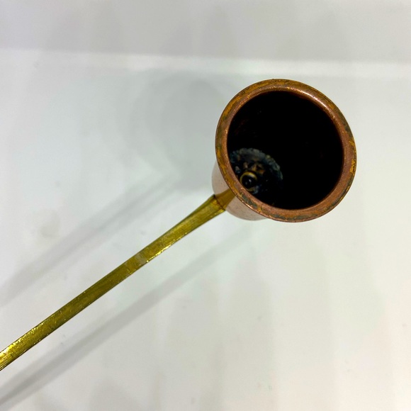 Copper and Brass Tone Candle Snuffer Twisted Handle Flame Snuff Vintage - Picture 4 of 5